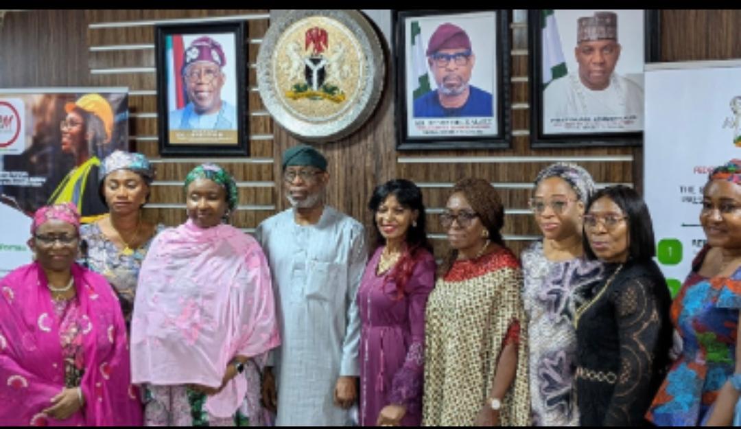 Women and enterprises in mineral development